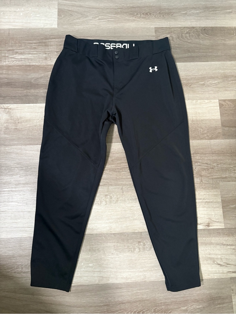Under Armour Men’s Black Baseball Performance Pants